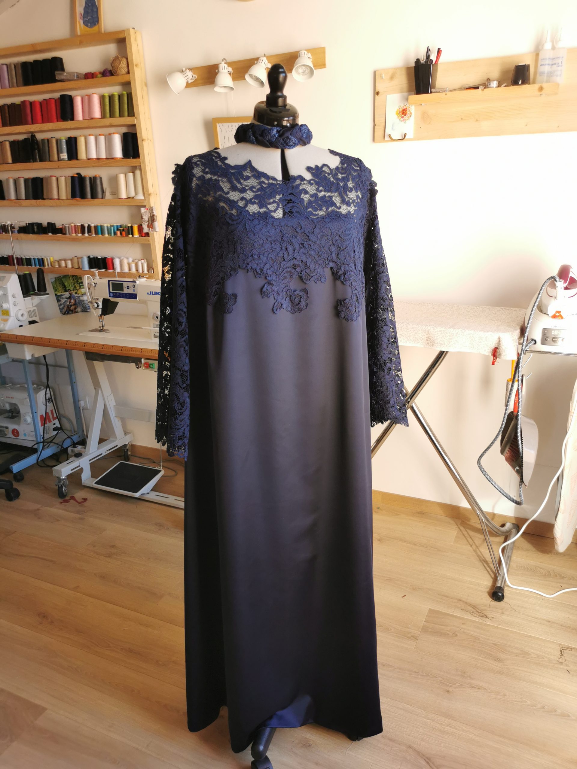 Robe de cérémonie dentelle bleue