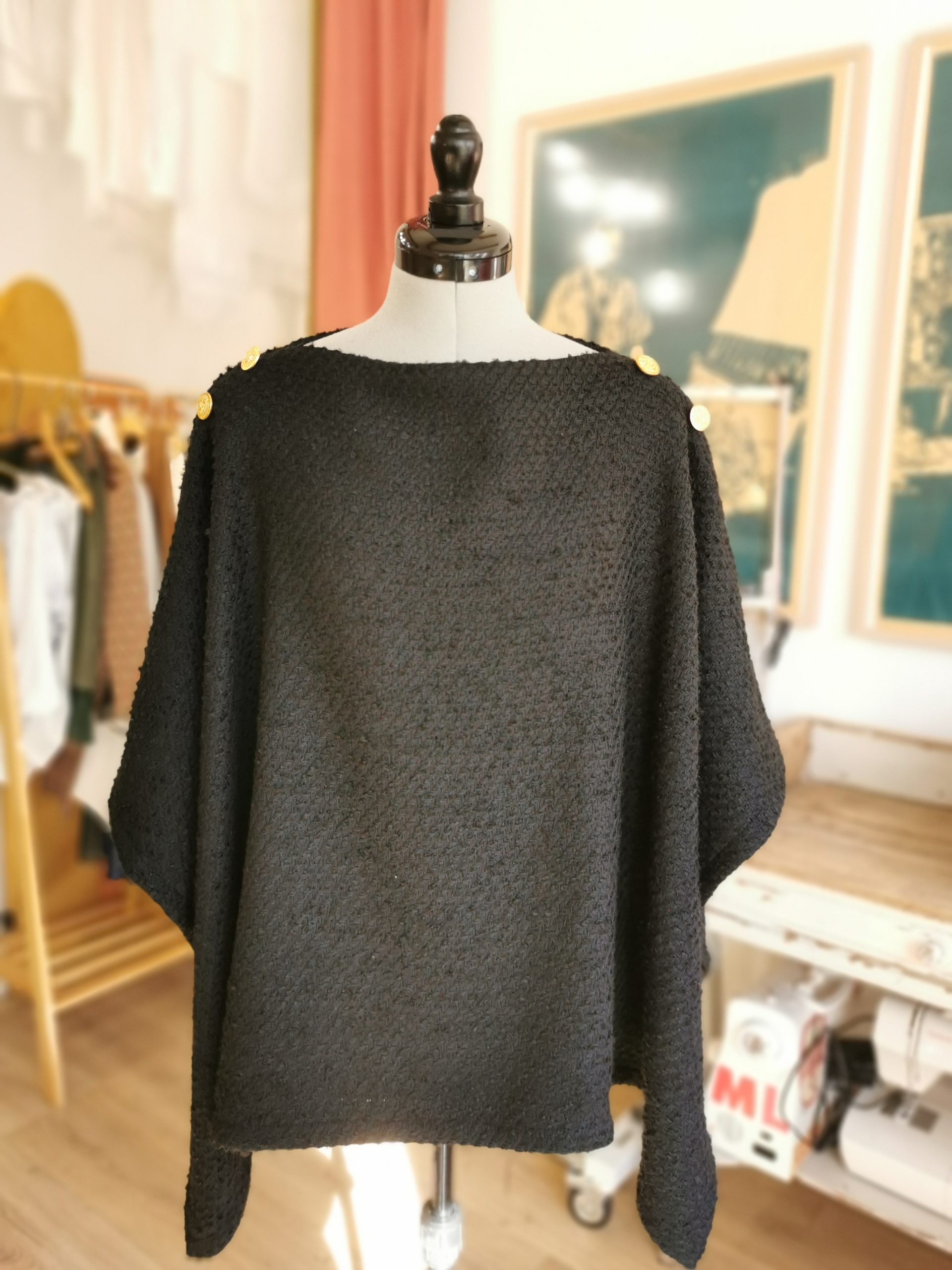 Poncho noir