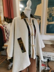 Cape Françoise laine beige et wax